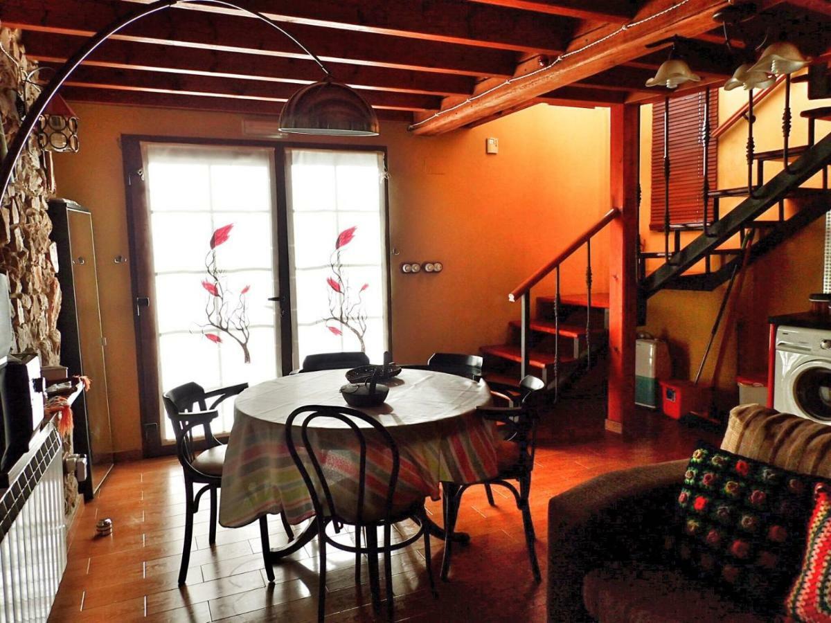 El Requexu De Cervera Holiday home *